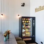 Black F Tower - Serviced 4*