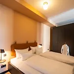 Aparthotel Black F Tower - Serviced Freiburg im Breisgau