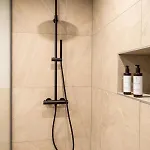 Black F Tower - Serviced 4*