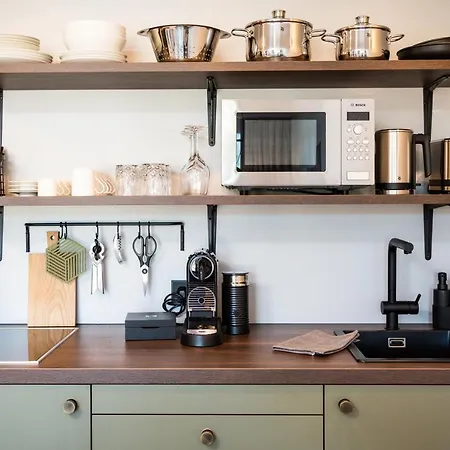 Lejlighedshotel Black F Tower - Serviced 4*