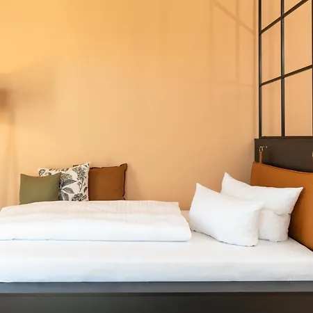 Black F Tower - Serviced Lejlighedshotel 4*