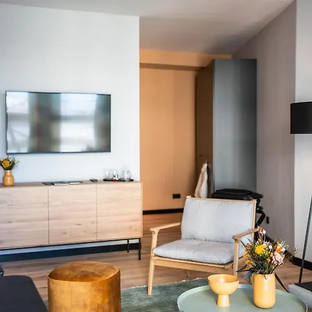 Aparthotel Black F Tower - Serviced Freiburg im Breisgau