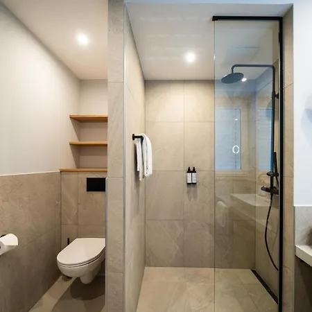 Aparthotel Black F Tower - Serviced