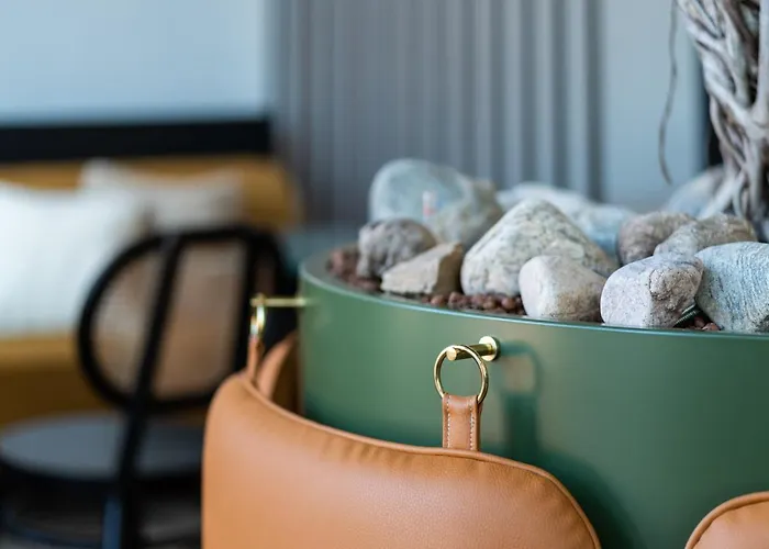 Aparthotel Black F Tower - Serviced Freiburg im Breisgau