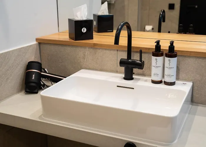 Black F Tower - Serviced Apart-hotel 4*