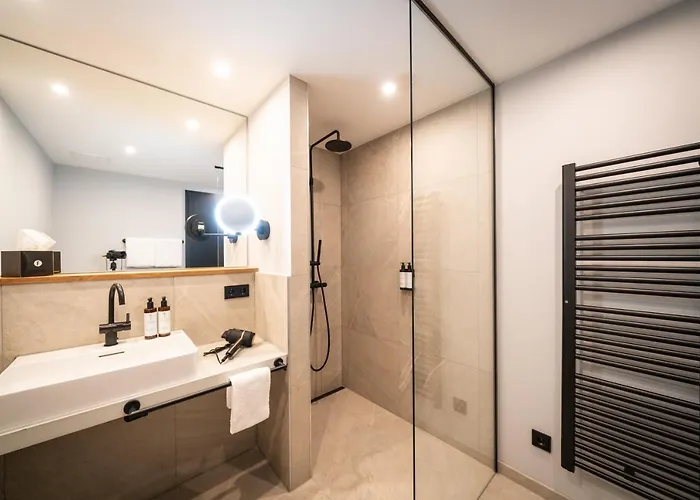 Black F Tower - Serviced Friburgo em Brisgóvia