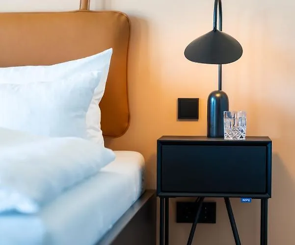 Black F Tower - Serviced 4* Freiburg im Breisgau