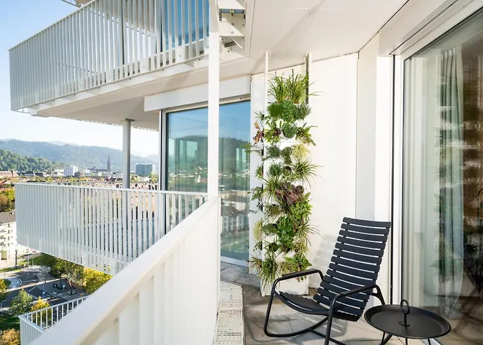 Apart-hotel Black F Tower - Serviced 4*