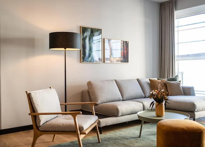 Black F Tower - Serviced Aparthotel