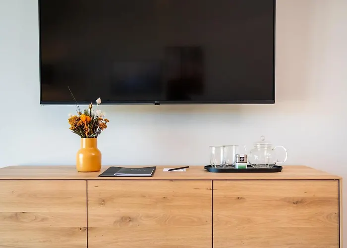 Black F Tower - Serviced Apart-hotel