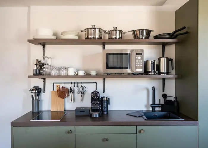 Aparthotel Black F Tower - Serviced Freiburg im Breisgau