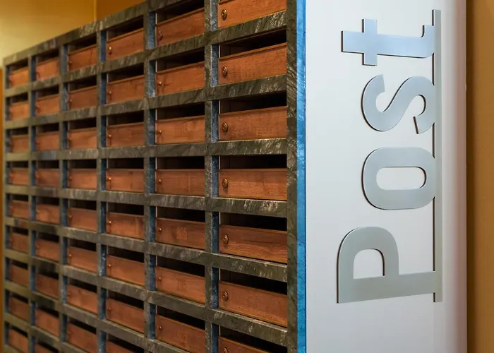 Black F Tower - Serviced Apart-hotel 4*