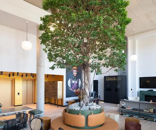 Black F Tower - Serviced Aparthotel Freiburg im Breisgau