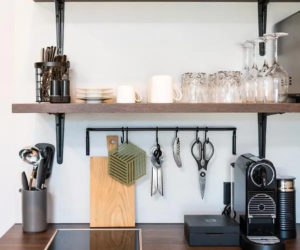 Aparthotel Black F Tower - Serviced 4*